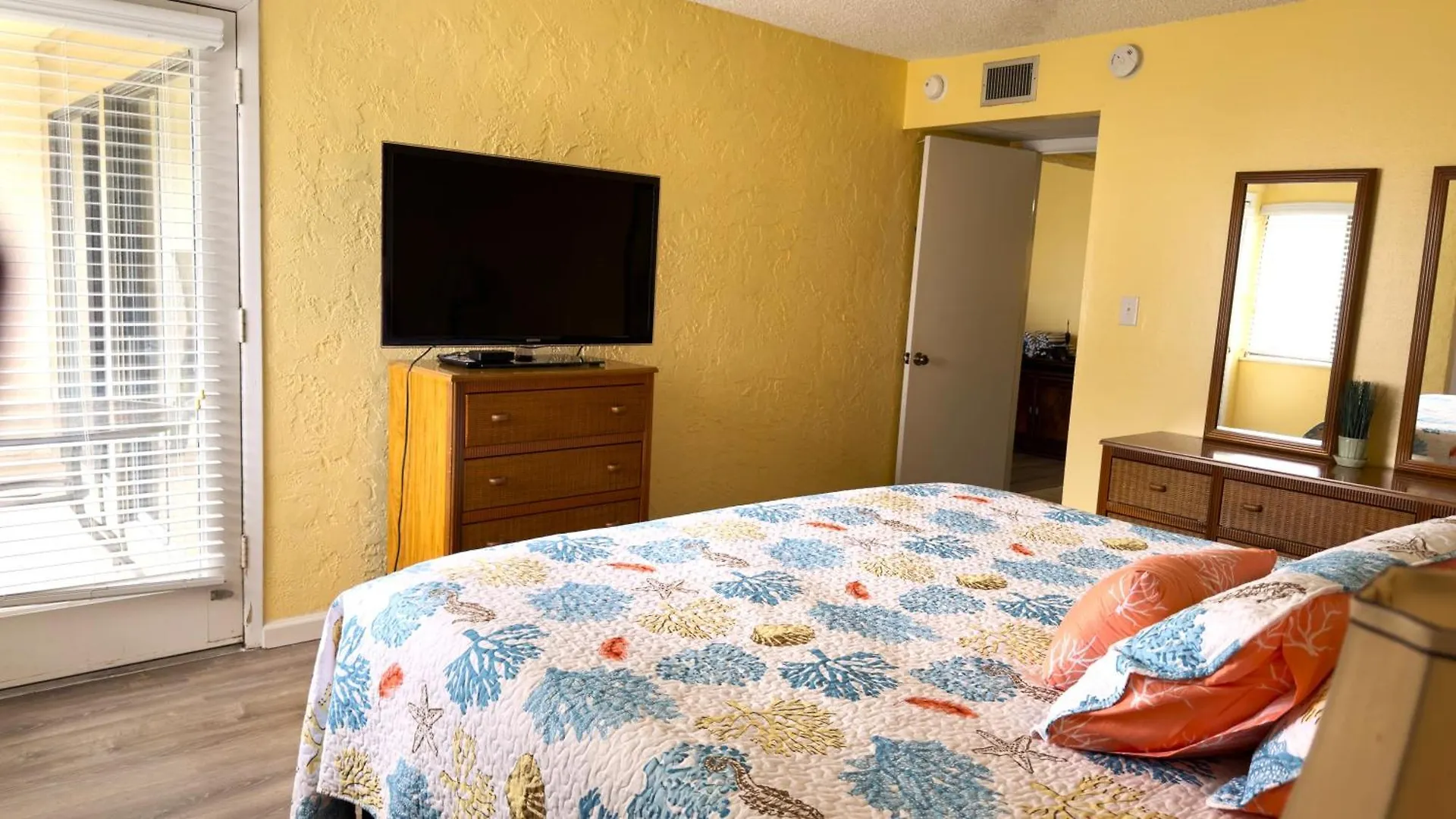 Aparthotel Sugar Beach Condo Panama City Beach